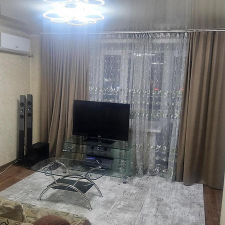 Apartment On Abay Avenue Kostanay Exterior photo